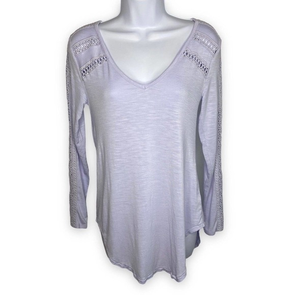 Deletta Tops - Deletta Women's Eyelet Long Sleeve Shirt Top Size XS Light Purple Curved Hem EUC